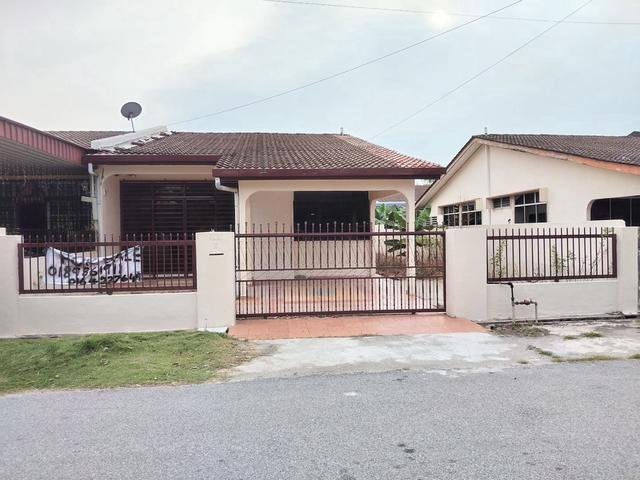 Residential House for sale in Lunas, Kedah