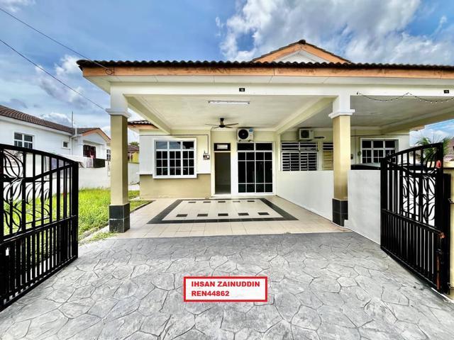 Residential House for sale in Sik Dalam, Kedah