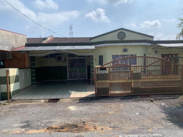 Residential House for sale in Sendayan Village, Negeri Sembilan