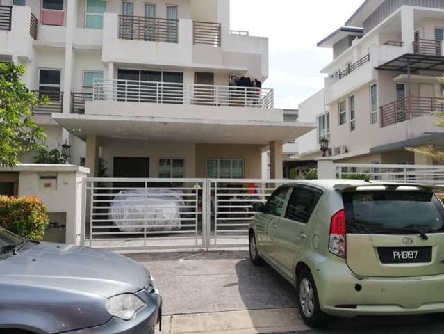 Residential House for rent in Selayang, Selangor