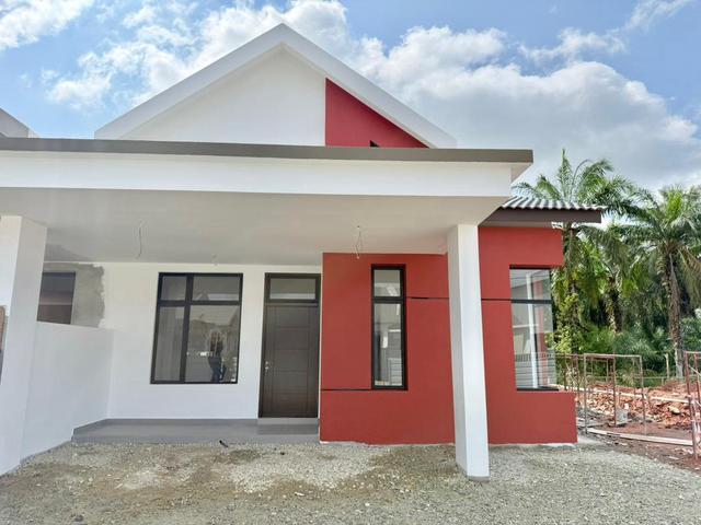 Residential House for sale in Batu Pahat, Johor