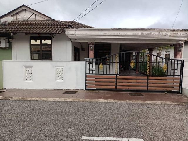 Residential House for sale in Pekan, Pahang
