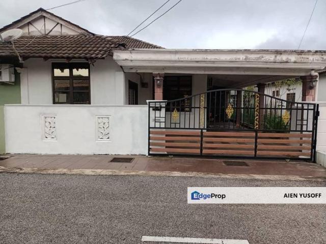 House for sale in Pekan, Pahang
