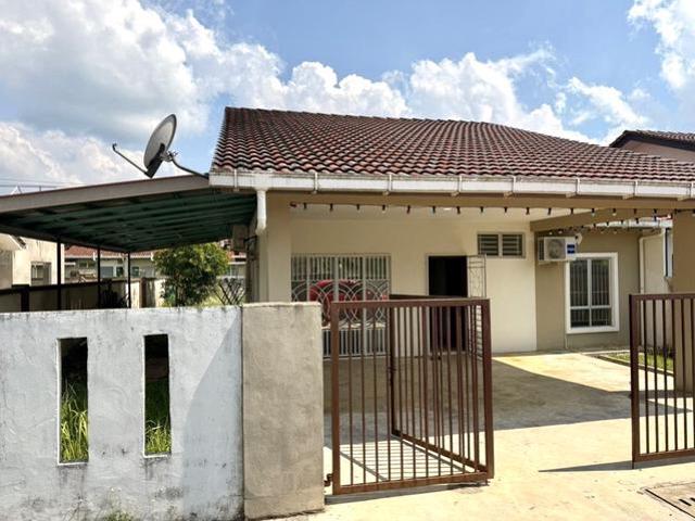 Residential House for rent in Kuching