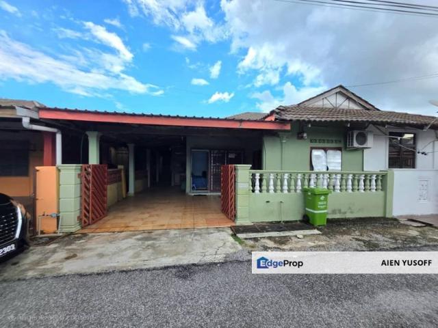 House for sale in Pekan, Pahang