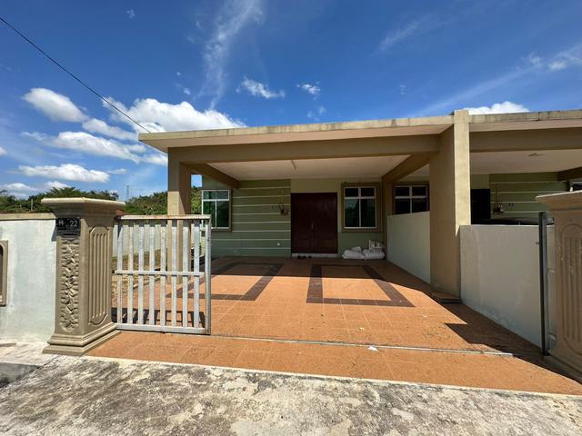 Residential House for sale in Sik Dalam, Kedah