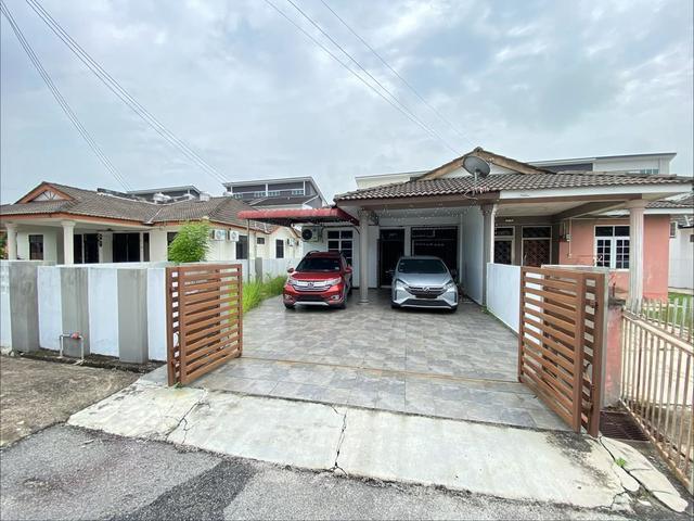 Residential House for sale in Kepala Batas, Seberang Perai