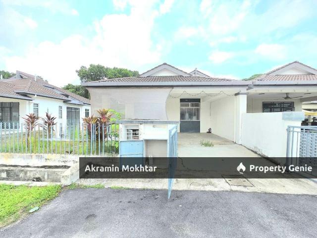 Residential House for sale in Jenjarom, Selangor