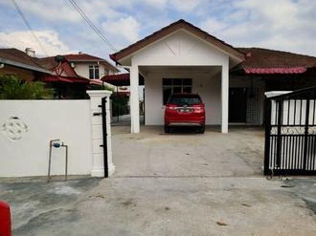 Residential House for sale in Sendayan Village, Negeri Sembilan