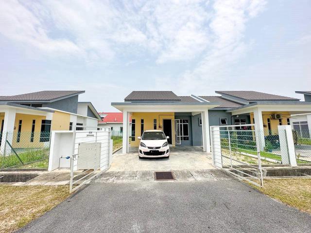 Residential House for sale in Tanjong Sepat, Selangor