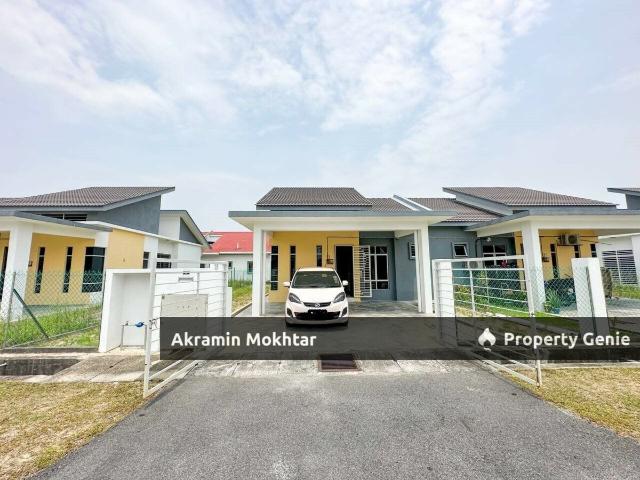 Residential House for sale in Tanjong Sepat, Selangor