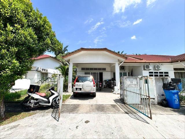 Residential House for sale in Petaling, Alam Impian