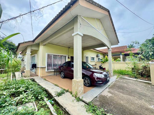 Residential House for sale in Tanjong Sepat, Selangor