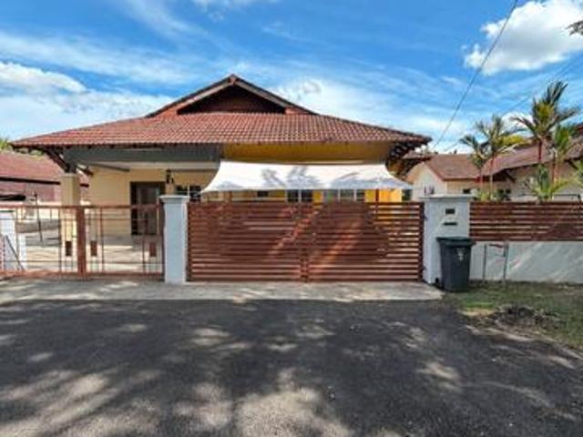Residential House for sale in Nilai, Negeri Sembilan