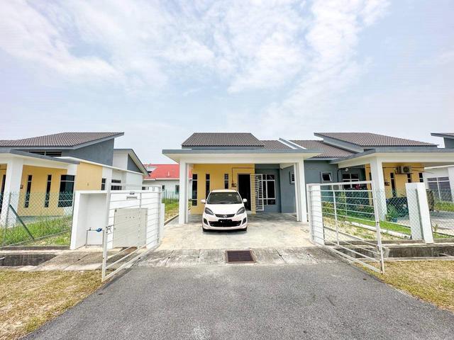 Residential House for sale in Tanjong Sepat, Selangor