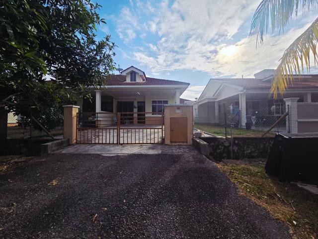 Residential House for sale in Sendayan Village, Negeri Sembilan