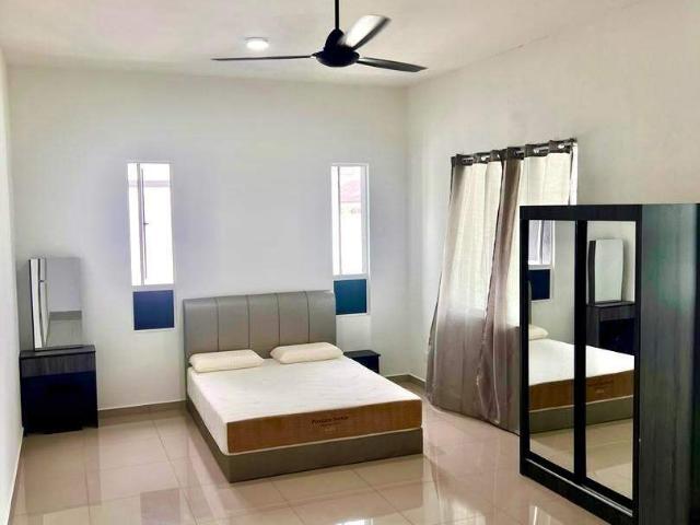 Room for rent in Malaka
