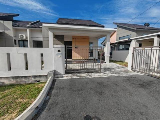 Residential House for sale in Tanjong Sepat, Selangor