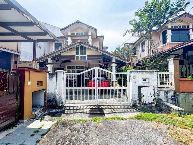 Residential House for sale in Tanjong Sepat, Selangor