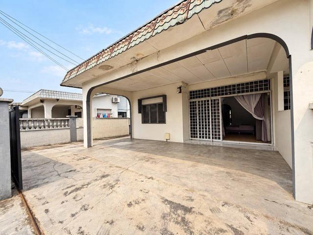 Residential House for sale in Ulu Tiram, Johor Bahru