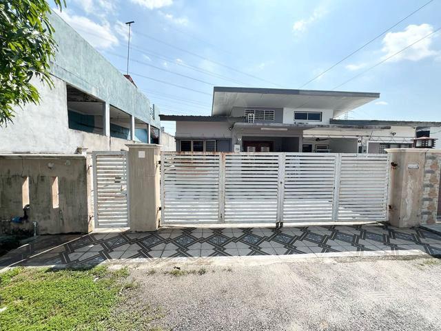 Residential House for sale in Selayang, Selangor