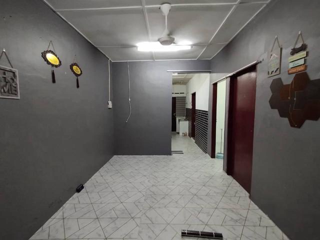 Residential House for sale in Pekan