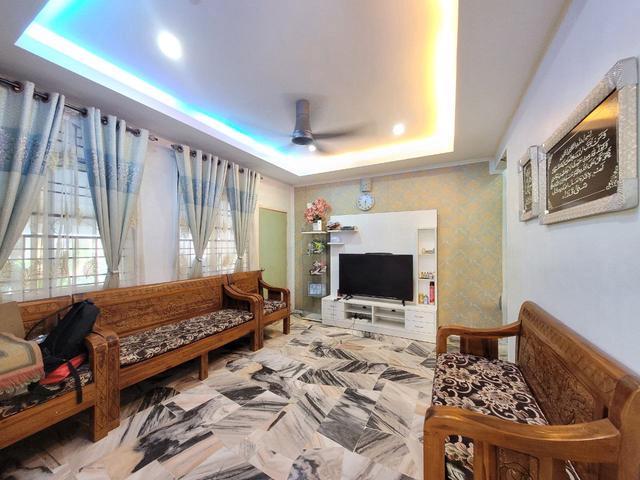 Residential House for sale in Tanjong Sepat, Selangor
