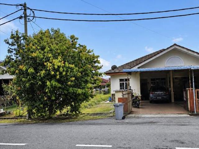 Residential House for sale in Sendayan Village, Negeri Sembilan