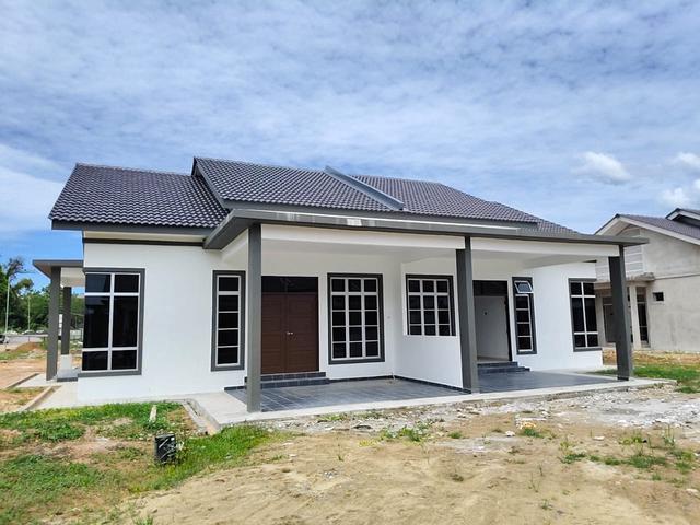 Residential House for sale in Tanah Merah, Kelantan