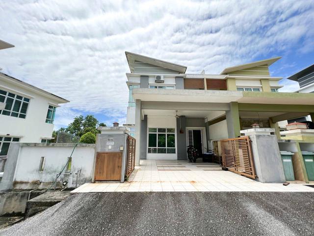 Residential House for sale in Tanjong Sepat, Selangor