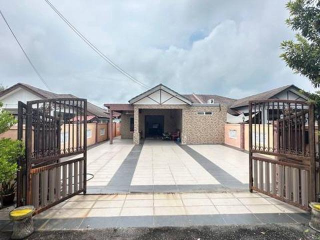 Residential House for sale in Tanjong Sepat, Selangor
