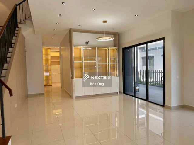 House for rent in Petaling, Alam Impian