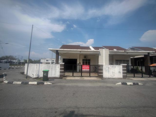 Residential House for sale in Kuala Kedah, Kedah