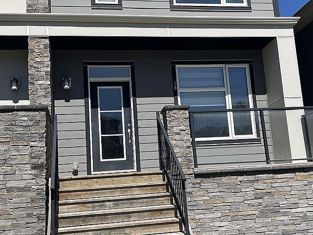 Duplex for rent in Northwest, Alberta