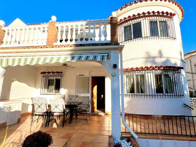 Casa en alquiler en Torrequebrada, Costa del Sol Occidental