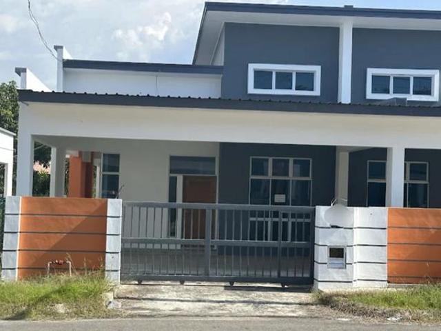 Residential House for sale in Tuaran Village, Sabah