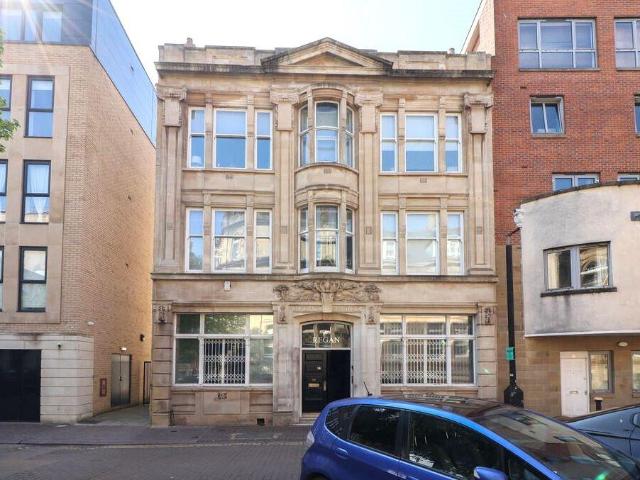House for sale in Cardiff Bay, Falcon Lodge