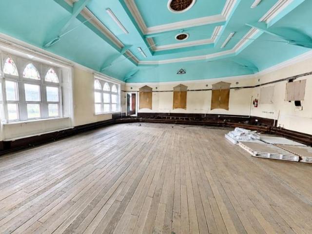 House for sale in Brighouse, West Yorkshire