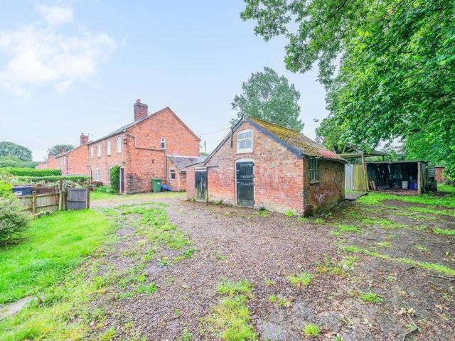 House for sale in Sandy Bank, Shropshire
