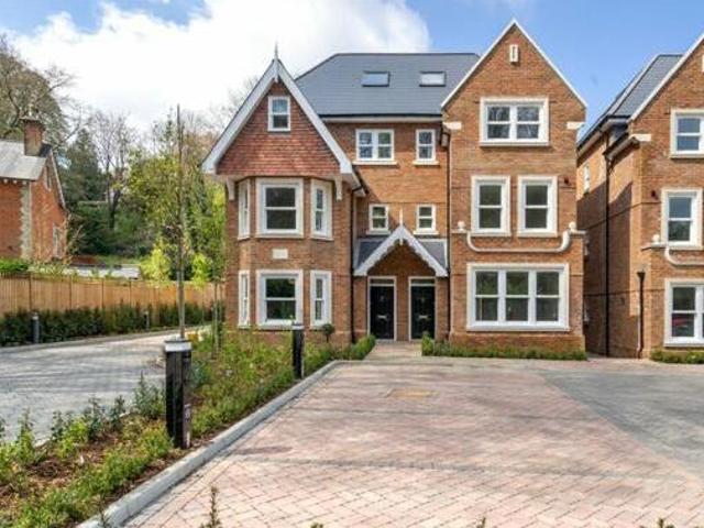 House for sale in Surrey