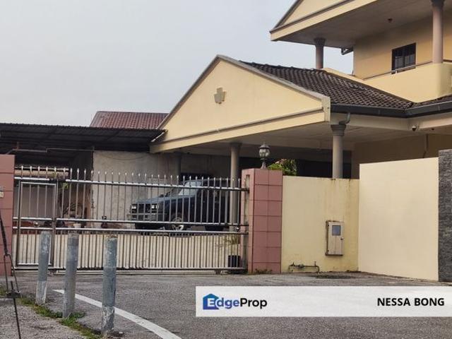 House for sale in Kuching, Bahagian Kuching