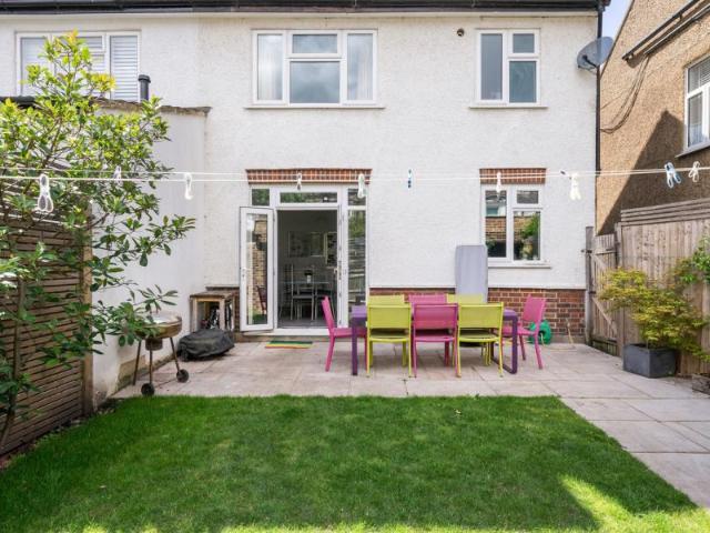 House for rent in Mortlake, Greater London