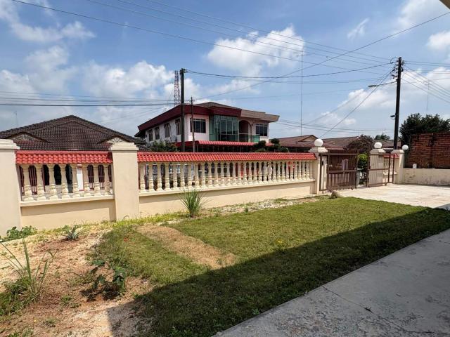 Room for rent in Muar, Johor