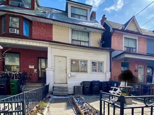 House for rent in Toronto