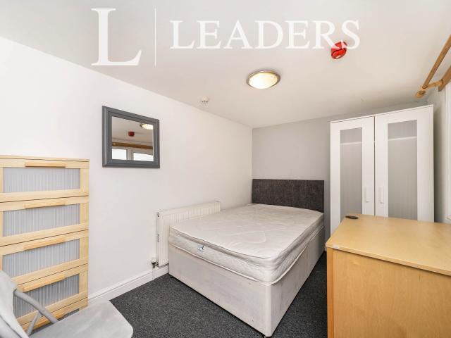House for rent in Northgate Village, Two Mills