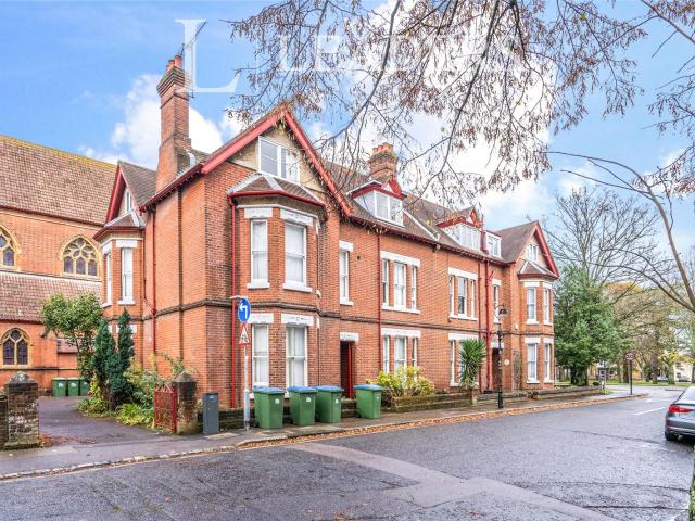 House for rent in The Polygon, City Of Southampton