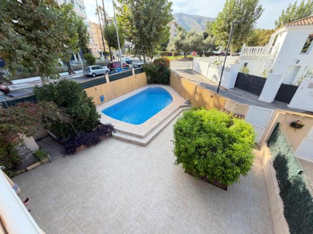 Casa en alquiler en la Marina Baixa, Valencia