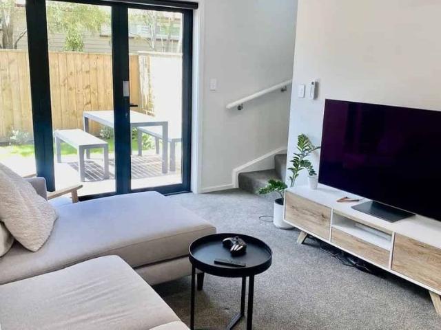 Townhouse for rent in Days Bay, Wellington