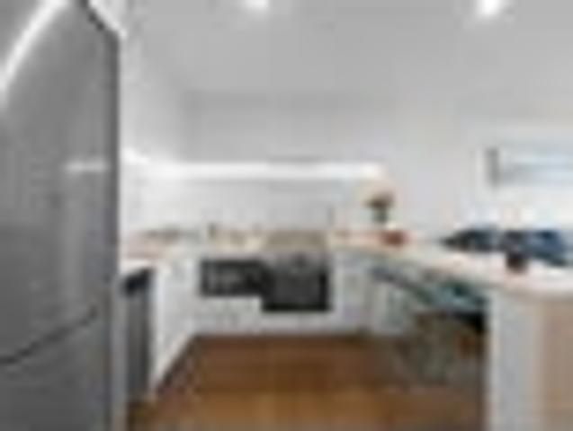 Townhouse for sale in Owhata, Oroua County