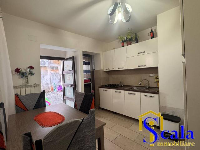 Villa Indipendente in vendita a Castelvetere Sul Calore, Campania